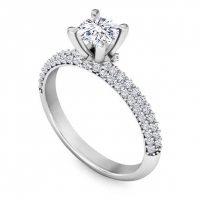 diamond engagement ring