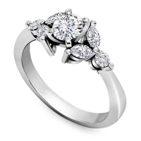diamond engagement ring